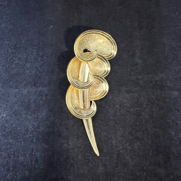 West Germany Jewelry - Vintage Gold Tone Abstract Brooch Signed West Germany (3277)